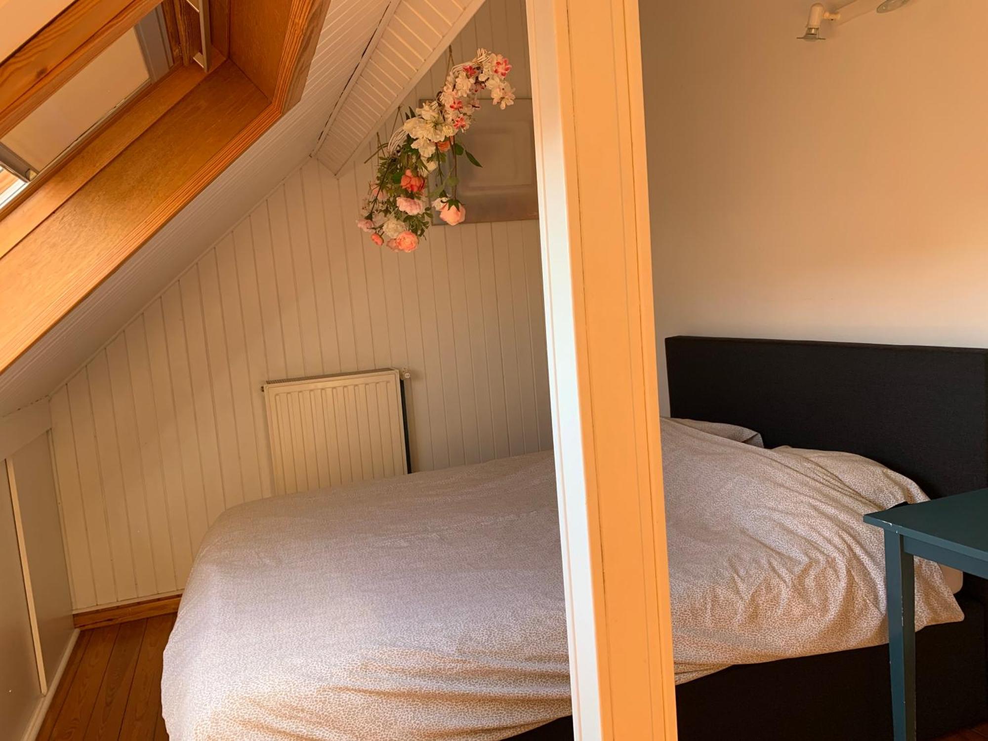 Belle Etage A Stockel With Charming Patio * Bruxelles