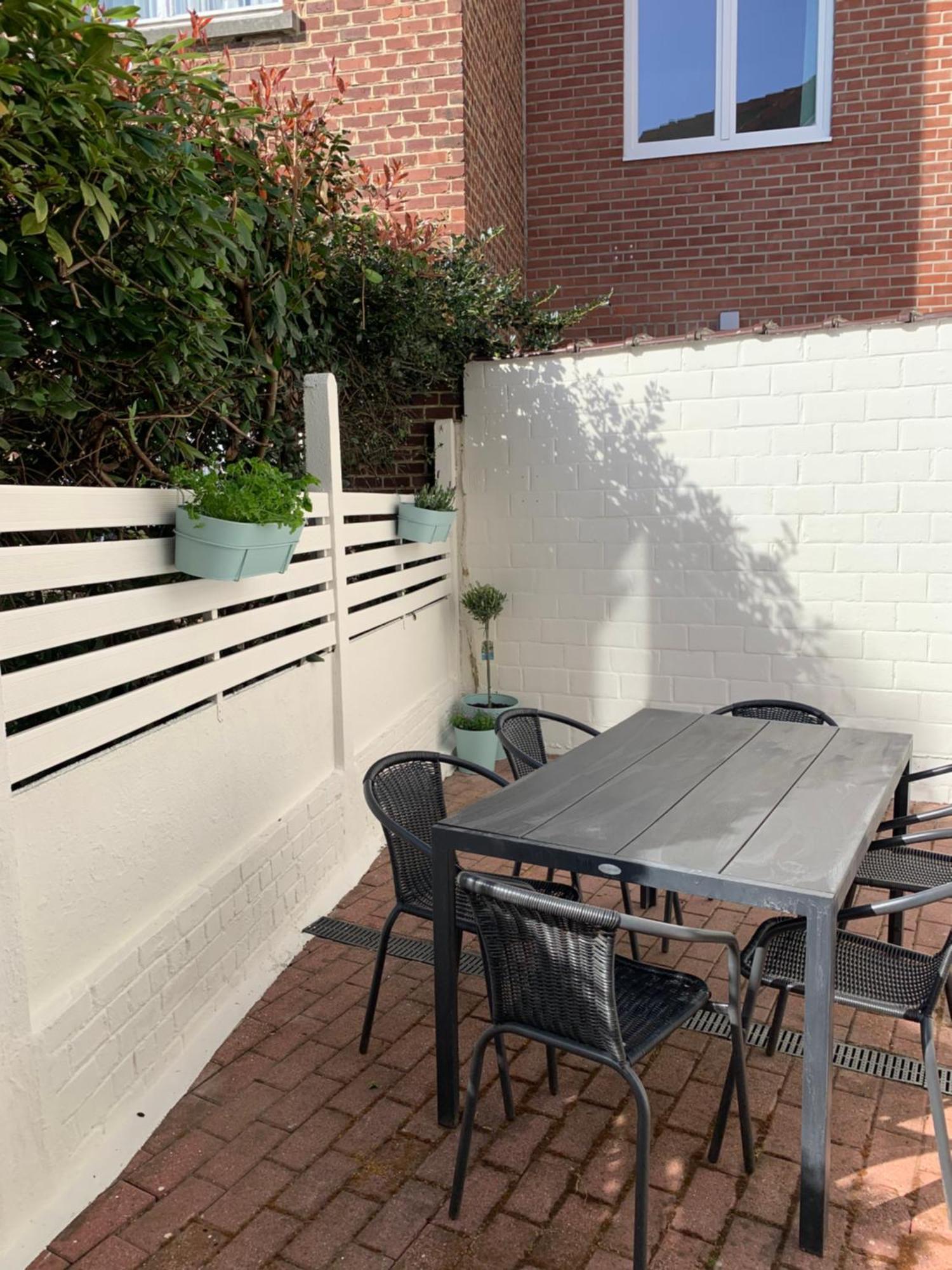 Belle Etage A Stockel With Charming Patio Lejlighed